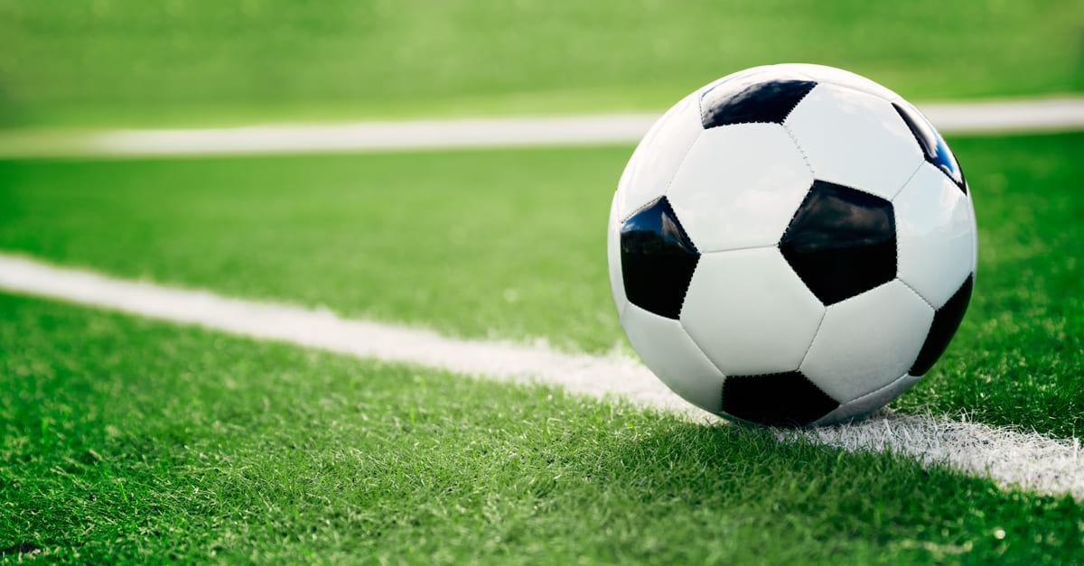 サッカーの試合時間は何分？アディショナルタイムとは？最長記録も紹介